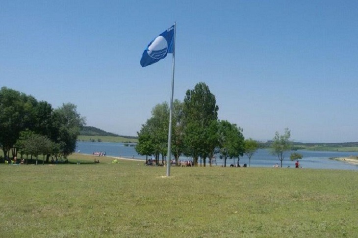 Las únicas Banderas Azules otorgadas en Euskadi: las playas de Landa y Garaio